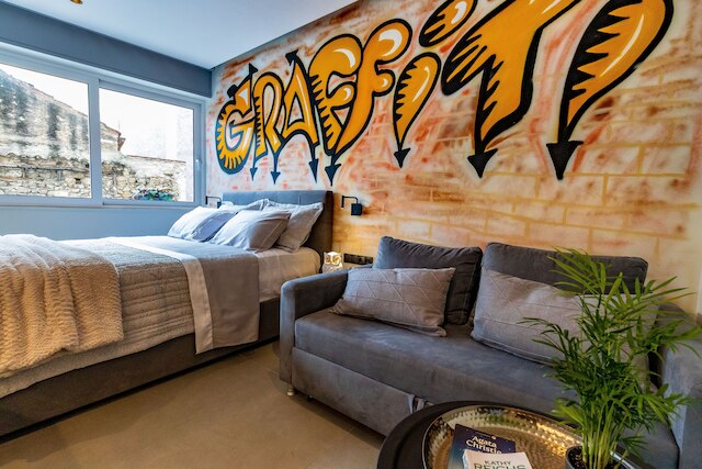 トリプル A - アギオン アナルギロン 22