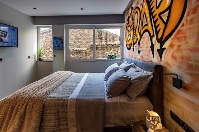 トリプル A - アギオン アナルギロン 22