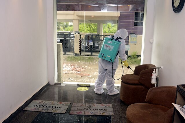 ホテル シュリーシュ コルカタ