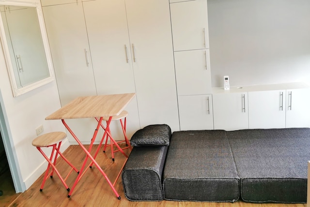 フォート ヴィクトリア BGC、Netflix、25M WiFi あり