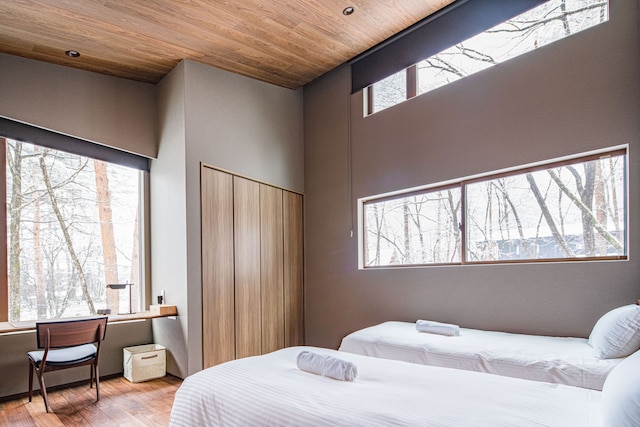 グラビティ by ザ・ハクバ・コレクション