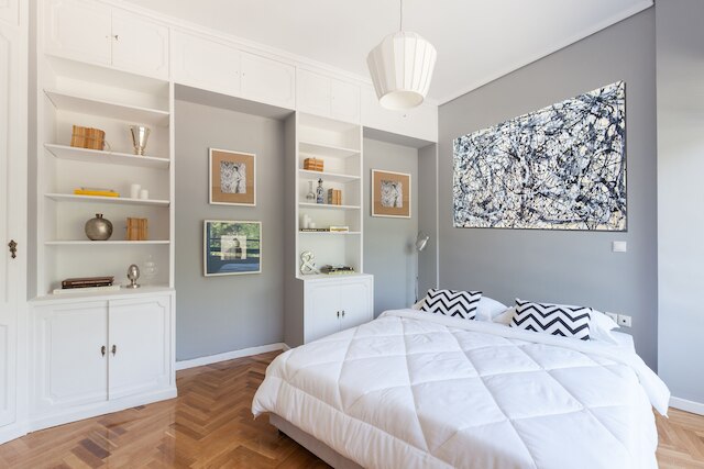 アクロポリス ラグジュアリー アパートメント