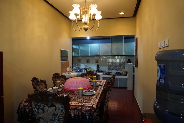 カンティ キナシ ホームステイ バイ ザ グランド ジャワ