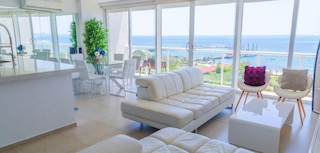 マリーナ ビーチフロント、ベッドルーム 2 室 - 素晴らしいオーシャン ビュー