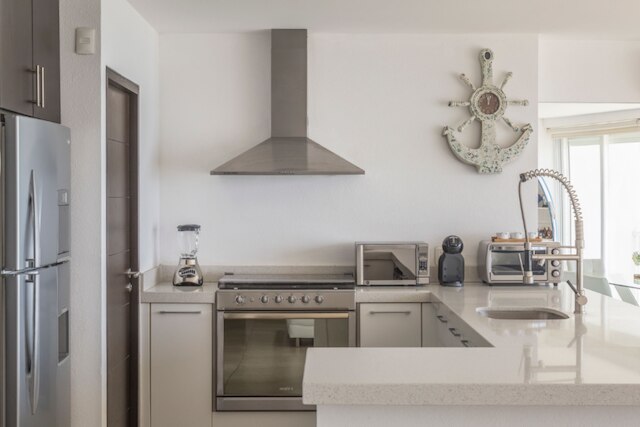 マリーナ ビーチフロント、ベッドルーム 2 室 - 素晴らしいオーシャン ビュー