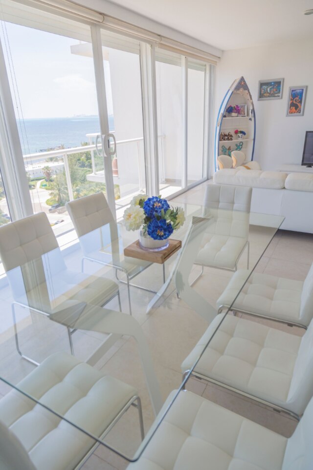 マリーナ ビーチフロント、ベッドルーム 2 室 - 素晴らしいオーシャン ビュー