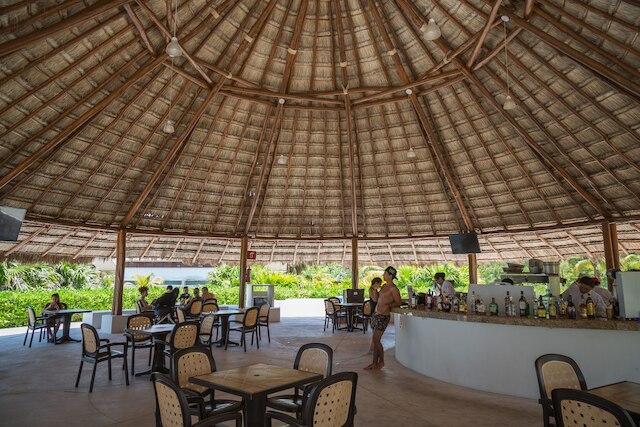 カリブ ビーチフロント、ベッドルーム 2 室 - 素晴らしいオーシャン ビュー