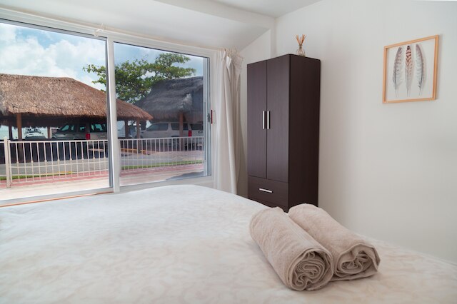 ホテル ゾーンにある快適なラグーン フロント ヴィラ