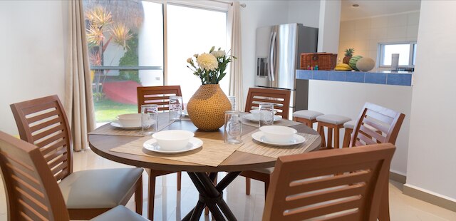 ホテル ゾーンにある快適なラグーン フロント ヴィラ