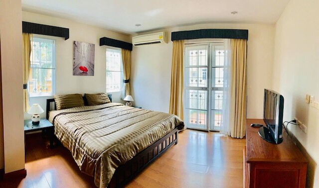 パタヤ プール ヴィラ TLH