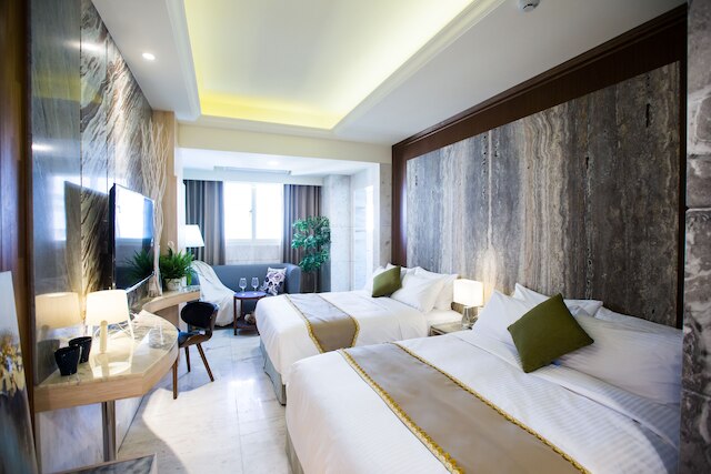 ホテル メイプル 台湾 ブルバード