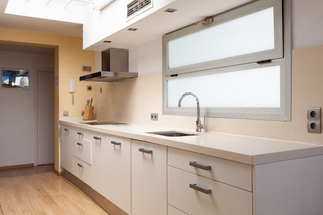 セントリック アパートメント バルナ