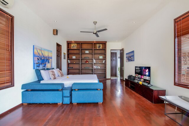 ヴィラ バリ ブルー