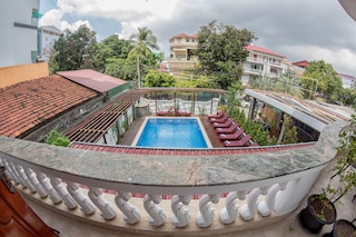 プールサイドビラ - ホステル