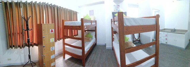 V - ルームズ ホステル - 大人限定