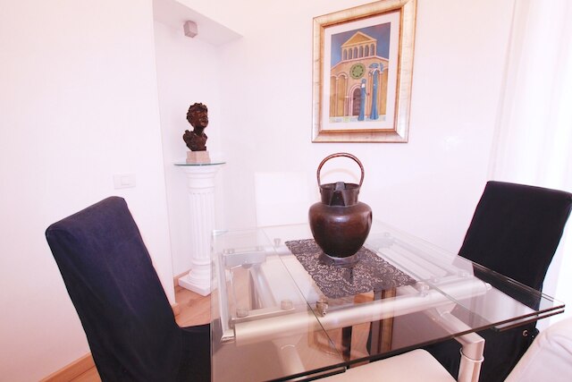 ルドヴィージ デコ