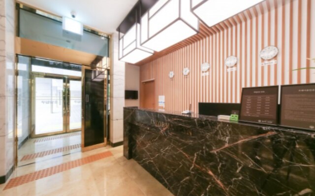 ホテル エリシア デグ