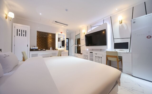 ホテル エリシア デグ