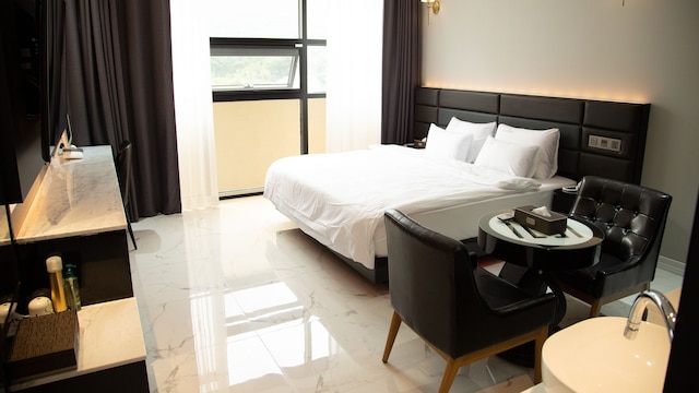 ホテル エリシア デグ