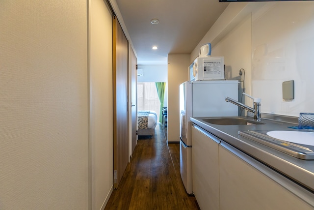 Mr.KINJO 万座ビーチ前