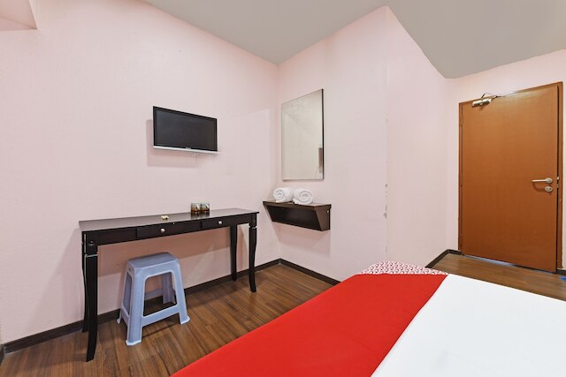 OYO 90578 セリ マワルダ  ホテル