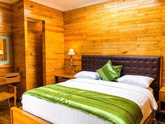 ポンダヌ キャビンズ バイ ザ レイク