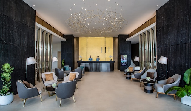 プリンス ホテル ダナン (フォーマリー セル ド メール ホテル & スイーツ)