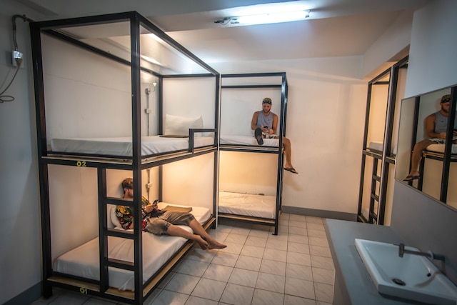 マッドモンキーセブシティ - 大人専用