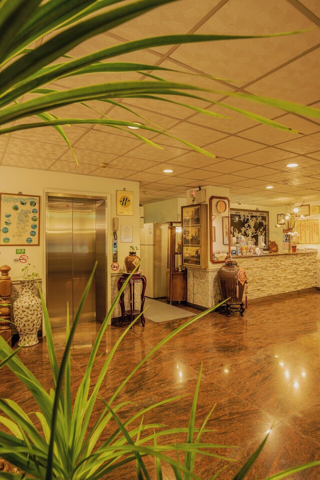 シー リャン ホテル (世良商務旅館)