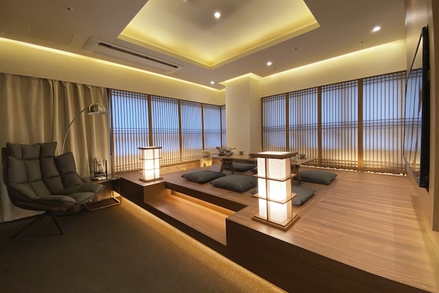 UH スイート ザ チョンノ