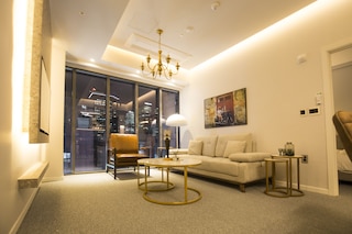 UH スイート ザ チョンノ