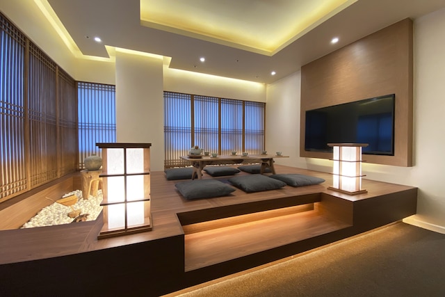 UH スイート ザ チョンノ