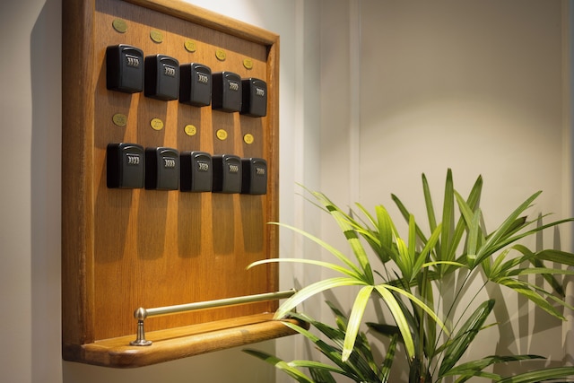 モノクローム・ロスチャイルド - ロギン・テルアビブ・スマートホテル