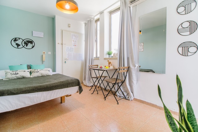 フリア マーケット スタジオズ