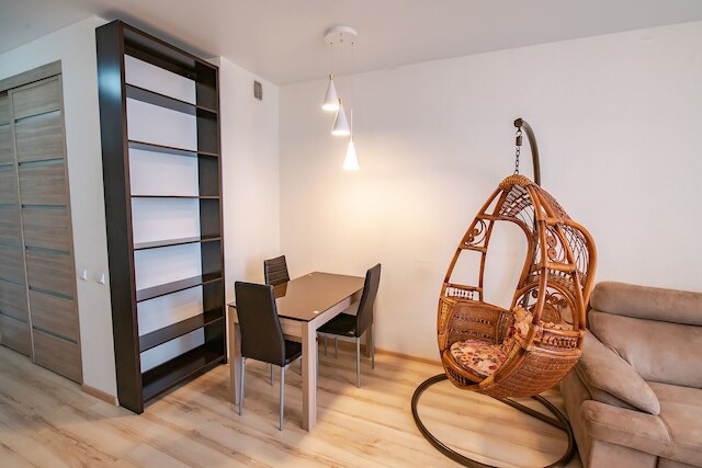 アパートメント オン レオノバ 66