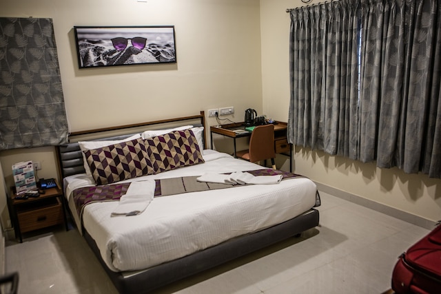 パープル クラウド アーバン