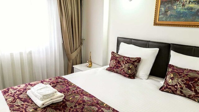 ゴールデン ライフ アパート オテル