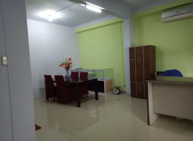 タチ ステイ ゲストハウス シャリア