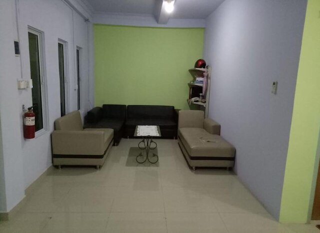 タチ ステイ ゲストハウス シャリア