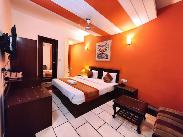 ユニスター ルームズ