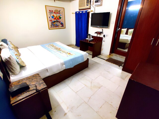 ユニスター ルームズ