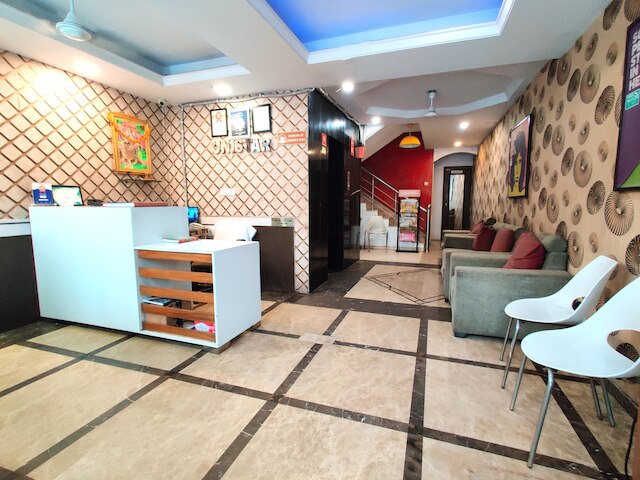 ユニスター ルームズ