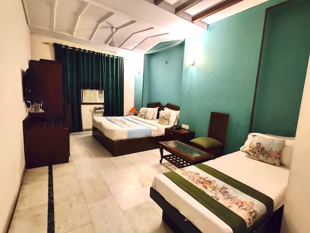 ユニスター ルームズ