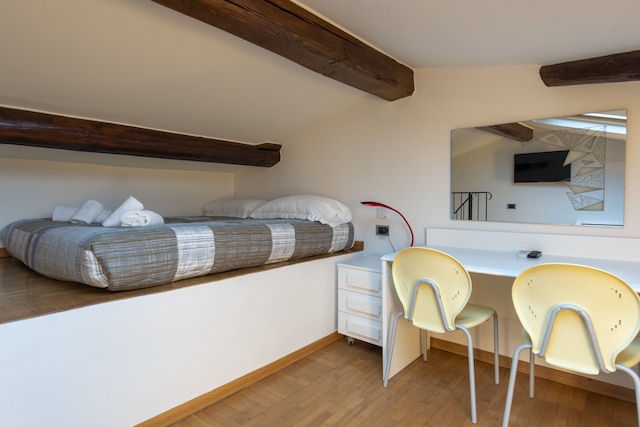 アポロニア アパートメント