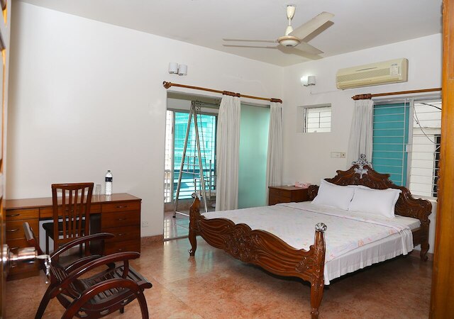 マヤ サービス アパートメント