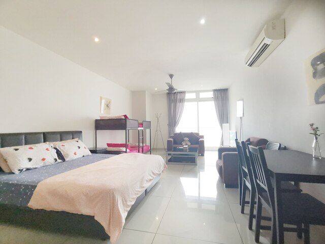 KSL スタジオ ホームステイ、イマキュレート