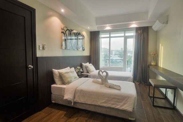 コンフィ スイーツ アット ザ パジェット プレイス