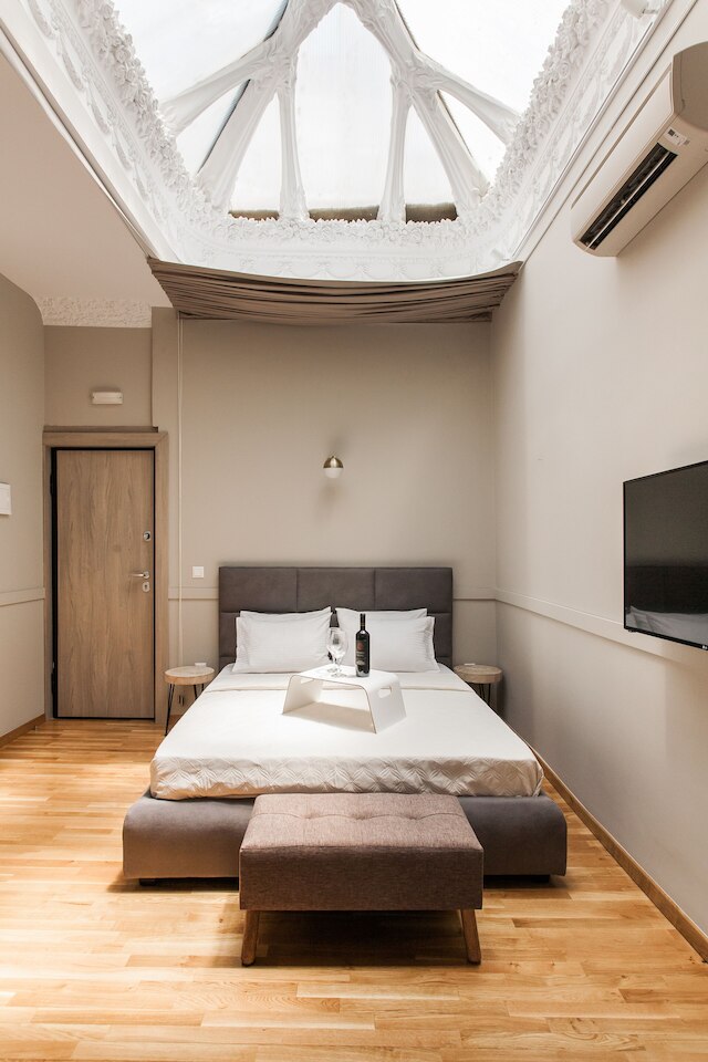 ステップ ワン - ラグジュアリー スイーツ ライト イン ザ ハート オブ アクロポリス ネクスト トゥ メトロ ステーション