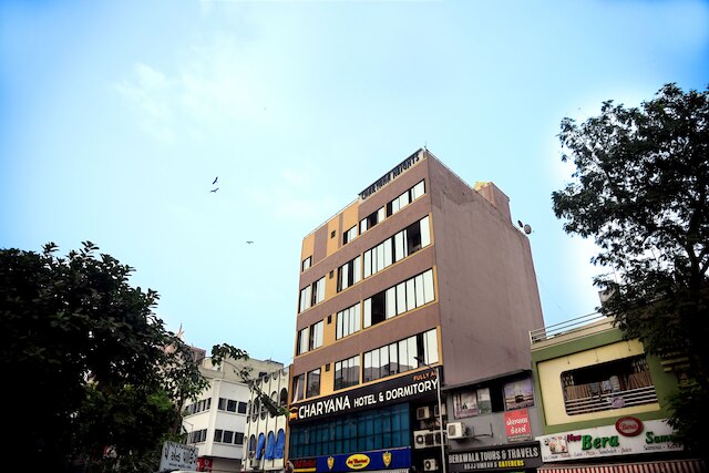 チャラヤナホテルAcドミトリー - ホステル