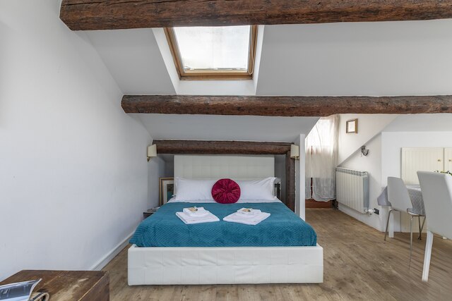 ベニス ラブリー アパートメント